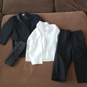 3T tuxedo